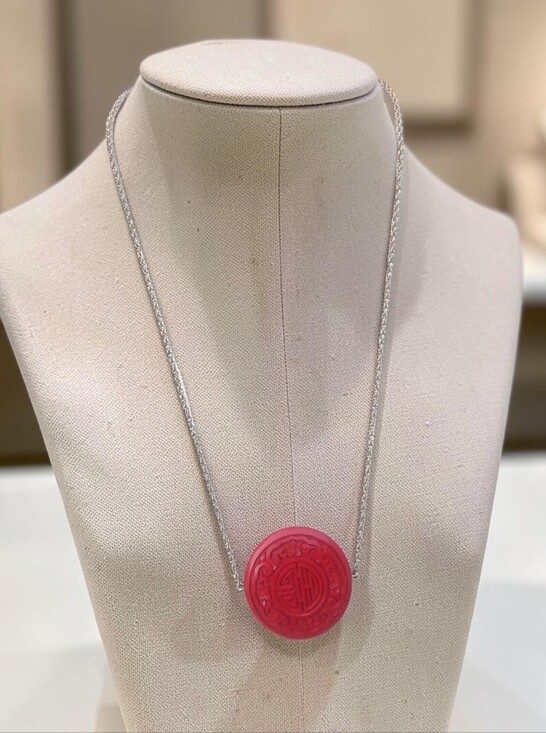 Vintage Jewelry - Vintage 12K GF Cinnabar Pendant Necklace